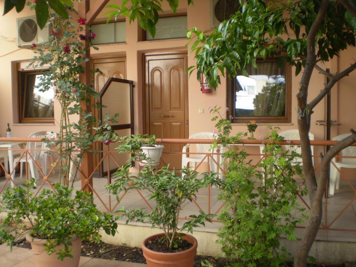Studios Ioanna Neos Marmaras Exterior photo